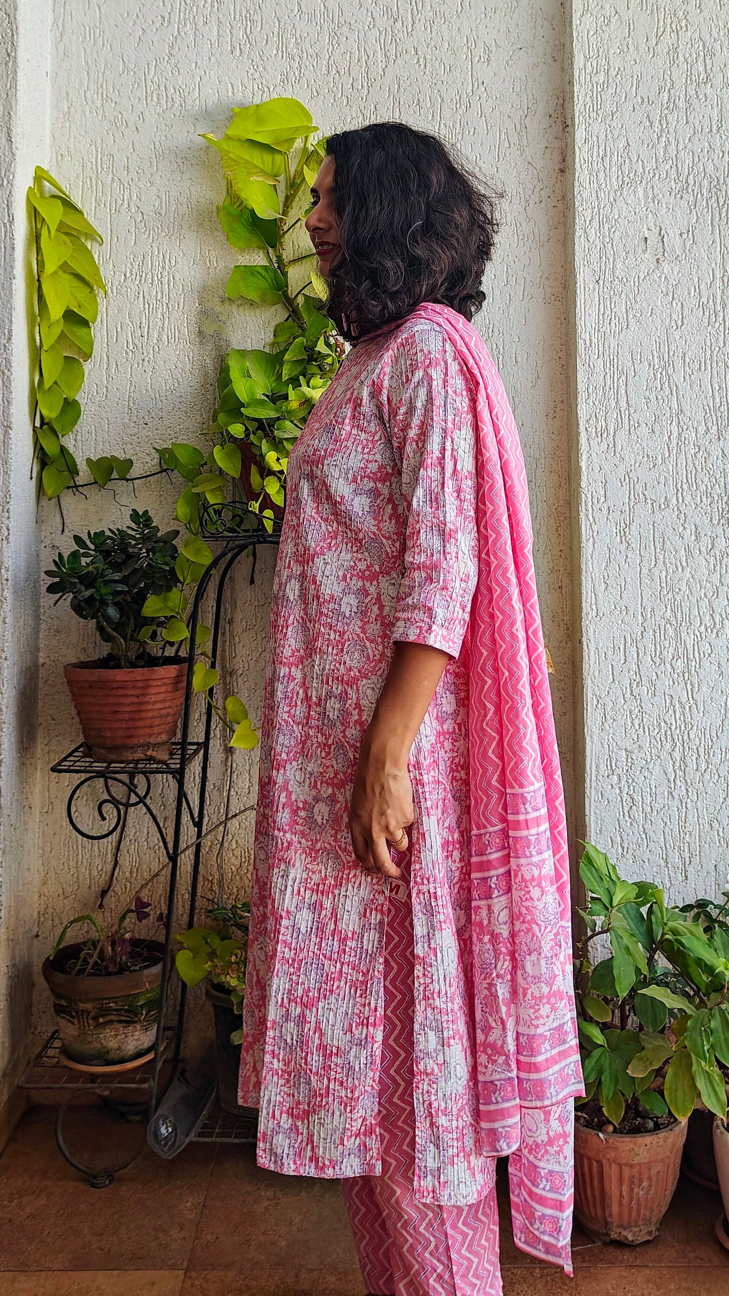 Pink floral pleated cotton kurta set with dupatta